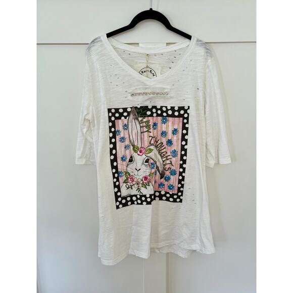 a rare bird Tops - A Rare Bird Tattered T-Shirt Happy Thoughts Size S/M